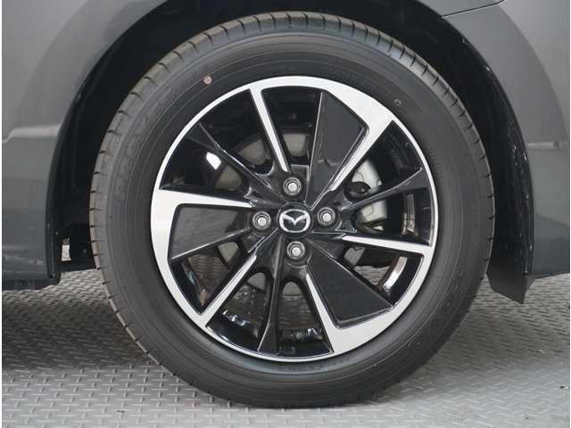 ＭＡＺＤＡ２ １．５　１５スポルト　３６０°ビュー・モニター　ＡＵＸ　ＥＴＣ車載器　フルセグ　レーダークルーズコントロール　禁煙車　アイドリングストップ　オートハイビーム　フルオートエアコン　スマートキー　キーフリー　横滑り防止装置（11枚目）