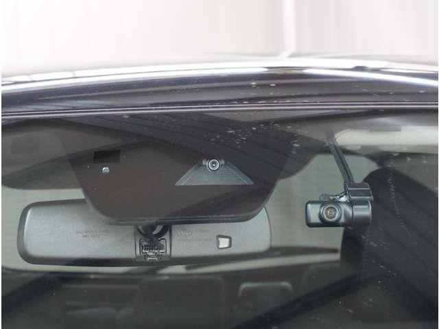 ＭＡＺＤＡ２ １．５　１５スポルト　３６０°ビュー・モニター　ＡＵＸ　ＥＴＣ車載器　フルセグ　レーダークルーズコントロール　禁煙車　アイドリングストップ　オートハイビーム　フルオートエアコン　スマートキー　キーフリー　横滑り防止装置（15枚目）