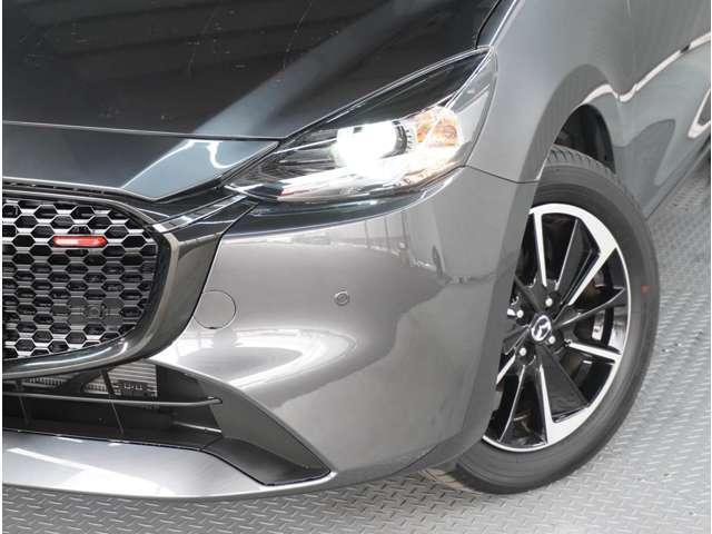 ＭＡＺＤＡ２ １．５　１５スポルト　３６０°ビュー・モニター　ＡＵＸ　ＥＴＣ車載器　フルセグ　レーダークルーズコントロール　禁煙車　アイドリングストップ　オートハイビーム　フルオートエアコン　スマートキー　キーフリー　横滑り防止装置（19枚目）