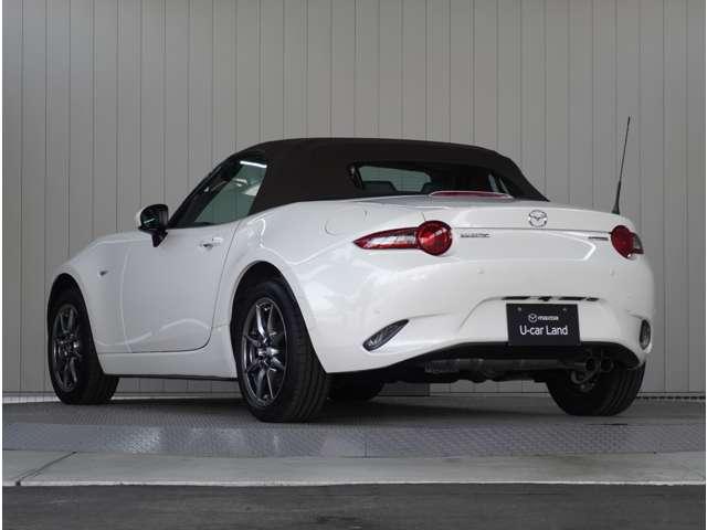 ロードスター １．５　ブラウン　トップ　６速ＭＴ　茶革シート　純正ナビ　衝突軽減ブレーキ　アルミホイール　本革シート　Ｂモニター　禁煙車　クルコン　ＬＥＤ　フルセグ　キ－レス　パワステ　シートヒーター　ＥＴＣ　スマートキー　メモリーナビ（15枚目）