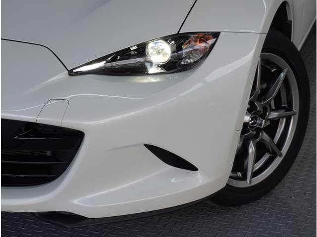 ロードスター １．５　ブラウン　トップ　６速ＭＴ　茶革シート　純正ナビ　衝突軽減ブレーキ　アルミホイール　本革シート　Ｂモニター　禁煙車　クルコン　ＬＥＤ　フルセグ　キ－レス　パワステ　シートヒーター　ＥＴＣ　スマートキー　メモリーナビ（20枚目）