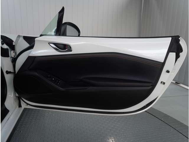 ロードスター １．５　ブラウン　トップ　６速ＭＴ　茶革シート　純正ナビ　衝突軽減ブレーキ　アルミホイール　本革シート　Ｂモニター　禁煙車　クルコン　ＬＥＤ　フルセグ　キ－レス　パワステ　シートヒーター　ＥＴＣ　スマートキー　メモリーナビ（29枚目）