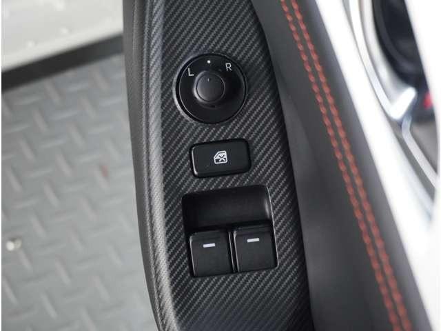 ロードスター １．５　ブラウン　トップ　６速ＭＴ　茶革シート　純正ナビ　衝突軽減ブレーキ　アルミホイール　本革シート　Ｂモニター　禁煙車　クルコン　ＬＥＤ　フルセグ　キ－レス　パワステ　シートヒーター　ＥＴＣ　スマートキー　メモリーナビ（41枚目）