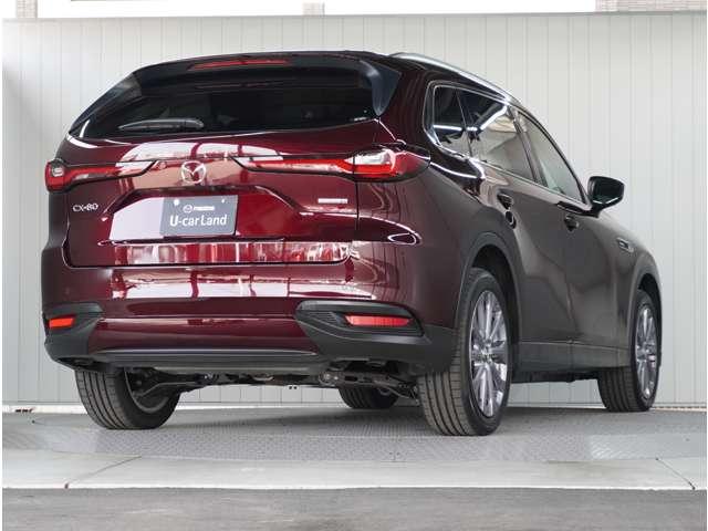 CX-80 3.3 XD Lパッケージ ディーゼルターボ 当社デモカー 黒革シート BOSE アルミホイール パノラマサンルーフ フルセグTV 電動リアゲート レザーシート 禁煙車 全周囲カメラ パワーシート スマートキー アイドリングストップ バックカメラ(5枚目)