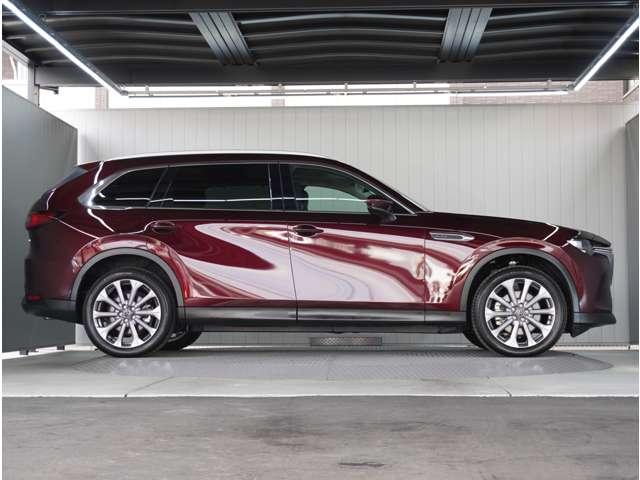 CX-80 3.3 XD Lパッケージ ディーゼルターボ 当社デモカー 黒革シート BOSE アルミホイール パノラマサンルーフ フルセグTV 電動リアゲート レザーシート 禁煙車 全周囲カメラ パワーシート スマートキー アイドリングストップ バックカメラ(10枚目)