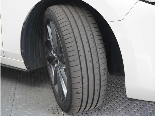 ＭＡＺＤＡ３ファストバック ２．０　２０Ｓ　プロアクティブ　ツーリング　セレクション　３６０°ビュー・モニター　純正ナビ　全周囲モニタ　レーダークルコン　ＬＥＤライト　禁煙　メモリーナビ　オートハイビーム　エアバッグ　ミュージックプレイヤー接続可　ＡＢＳ　キーフリー　ナビＴＶ　シートＨ（21枚目）