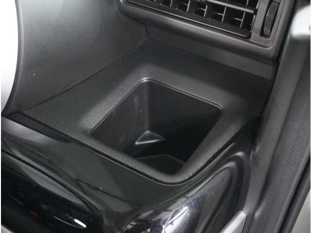 �y�h�����N�z���_�[�z���K�ȃh���C�u�ɂ͕K�{�̃h�����N�z���_�[�B�h���C�u�X���[���ǂ��A�Ƃ���h�����N�������čs���Ă��ǂ��A�y�����h���C�u���B