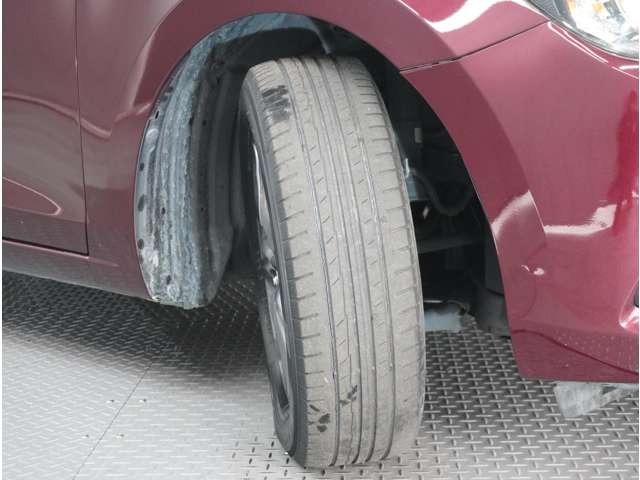 デミオ １．３　１３Ｓ　ツーリング　Ｌパッケージ　３６０°ビュー・モニター　純正ナビ　ナビ＆ＴＶ　キーレス　ＬＥＤヘット　アルミホイール　ＡＵＸ　禁煙　バックカメラ　ＤＶＤ再生　Ａストップ　スマートキー　フルオートエアコン　シートヒーター　地デジＴＶ（21枚目）