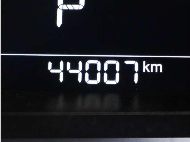 デミオ １．３　１３Ｓ　ツーリング　Ｌパッケージ　３６０°ビュー・モニター　純正ナビ　ナビ＆ＴＶ　キーレス　ＬＥＤヘット　アルミホイール　ＡＵＸ　禁煙　バックカメラ　ＤＶＤ再生　Ａストップ　スマートキー　フルオートエアコン　シートヒーター　地デジＴＶ（38枚目）