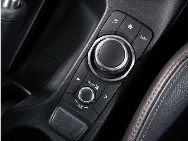 デミオ １．３　１３Ｓ　ツーリング　Ｌパッケージ　３６０°ビュー・モニター　純正ナビ　ナビ＆ＴＶ　キーレス　ＬＥＤヘット　アルミホイール　ＡＵＸ　禁煙　バックカメラ　ＤＶＤ再生　Ａストップ　スマートキー　フルオートエアコン　シートヒーター　地デジＴＶ（55枚目）