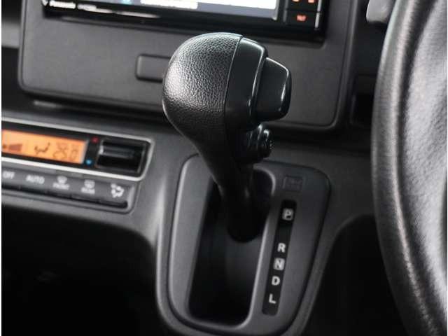 フレア ６６０　ハイブリッド　ＸＧ　全方位カメラ　ナビ　障害物センサー　デュアルブレーキサポート　バックアイカメラ　パーキングセンサー　フルセグテレビ　シートヒーター　スマートキー　ベンチシート　オートエアコン　全方位　横滑り防止（47枚目）