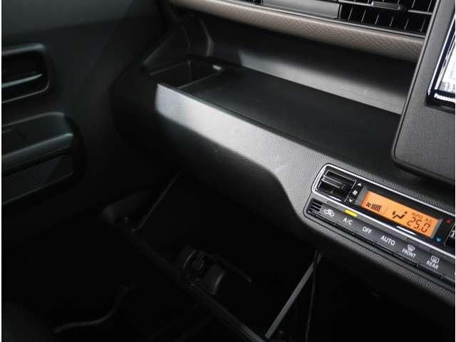 フレア ６６０　ハイブリッド　ＸＧ　全方位カメラ　ナビ　障害物センサー　デュアルブレーキサポート　バックアイカメラ　パーキングセンサー　フルセグテレビ　シートヒーター　スマートキー　ベンチシート　オートエアコン　全方位　横滑り防止（52枚目）