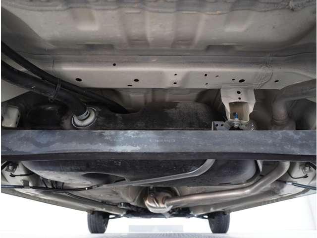 フレア ６６０　ハイブリッド　ＸＧ　ナビ　障害物センサー　デュアルブレーキサポート　パーキングセンサー　フルセグテレビ　シートヒーター　スマートキー　ベンチシート　オートエアコン　横滑り防止　アイドリングストップ　メモリーナビゲーション（20枚目）