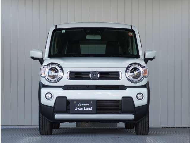 �y�t�����g�t�F�C�X�z�������܂��ꂽ�V���[�v�ȃf�U�C���B���{�l���×����玝���Ă���u�����Z�̔��w�v��������Ă���܂��B