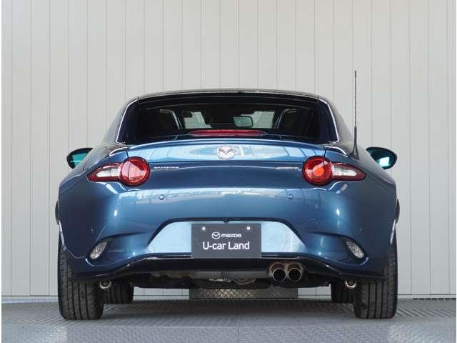 �{�����[�~�[�Ȃ��̃q�b�v���C���͗͋��������o���Ȃ�����A���Ȃ₩�����܂Ƃ����f�U�C���ƂȂ��Ă���A���N�o�߂��Ă������������܂���B