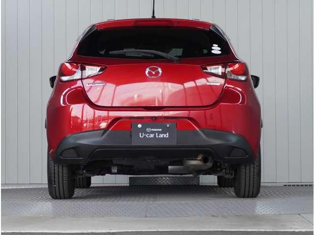 �{�����[�~�[�Ȃ��̃q�b�v���C���͗͋��������o���Ȃ�����A���Ȃ₩�����܂Ƃ����f�U�C���ƂȂ��Ă���A���N�o�߂��Ă������������܂���B