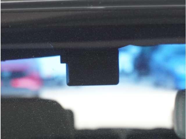 �y�h���C�u���R�[�_�[�z���S�E���S�ȃJ�[���C�t�ɕK�{�̃h���C�u���R�[�_�[�𑕔��B���s���͂������A������^�]�⎖�̂ɑ��������ۂ̏󋵂��f���ŋL�^���A����̃��X�N�ɔ����܂��B