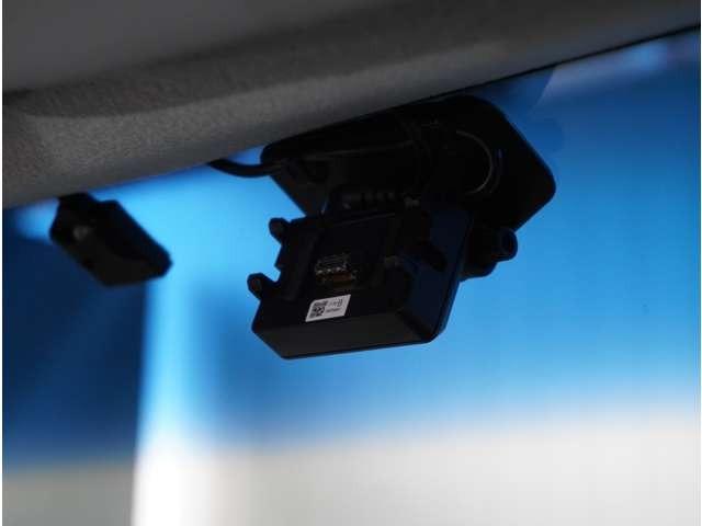 �y�h���C�u���R�[�_�[�z���S�E���S�ȃJ�[���C�t�ɕK�{�̃h���C�u���R�[�_�[�𑕔��B���s���͂������A������^�]�⎖�̂ɑ��������ۂ̏󋵂��f���ŋL�^���A����̃��X�N�ɔ����܂��B