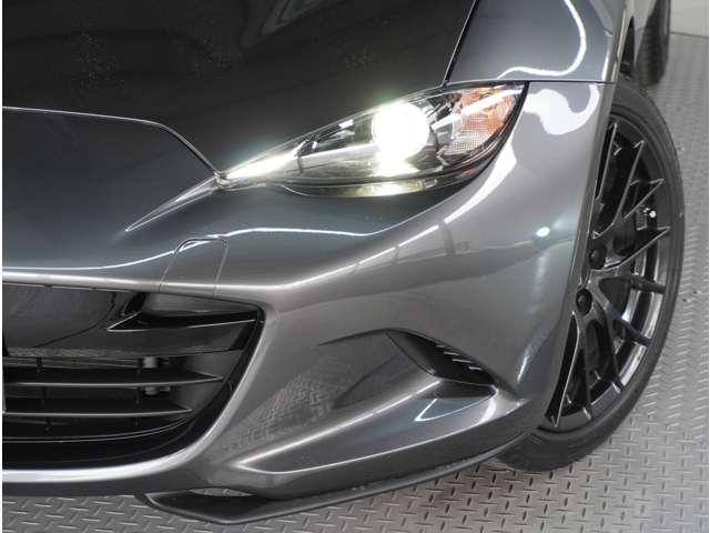 �y�k�d�c�w�b�h���C�g�z���V����ԑ��s�����ǍD�Ȏ��E���m�ۂ����S���ĉ^�]�ł��鍂�P�x�k�d�c�w�b�h���C�g�𑕔��B���邢��ɓ_�����x����������d�͂��}�����Ă��܂��B