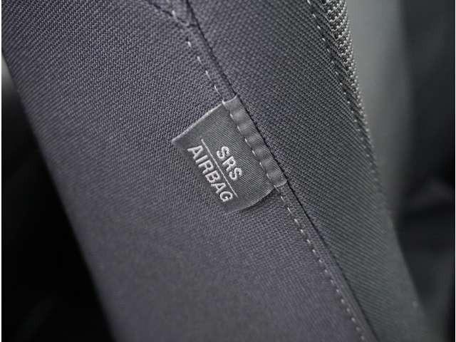 ＣＸ－３０ ２．０　２０Ｓ　ツーリング　当社デモカー　３６０°ビュー・モニター　禁煙　パワーリアゲート　レーダークルーズコントロール　アイドリングストップ　コーナーセンサー　運転席パワーシート　スマートキー　フルセグＴＶ　ＬＥＤ　キーレス（24枚目）