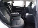 【座り心地の良い後部座席】後部座席もスペース広々です。ロングドライブも快適にお楽しみいただけます!室内気になるニオイもありません。
