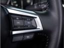 【マツダ・レーダー・クルーズ・コントロール】高速道路での長距離走行が楽に。自動で速度を保つクルーズコントロールが、衝突軽減システムと連携し、前方の車両を感知して車間を保つように速度調節してくれます。