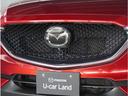 【フロントレーダーセンサー】フロントレーダーセンサーから送信される電波が前方車や障害物に反射し、もどってきた電波を検知することで制御しています。