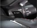 【パドルシフト】ハンドルから手を離さずに素早くシフトアップ&ダウンができるので、エンジンブレーキを使う下り坂や高速道路の合流で加速したい場面で役立ちます。