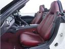 【本革シート】上質な本革を使用し高級感あふれる革シート。常に体に触れる部分だから、座り心地の良さにはこだわりたいですね。座っていただくと良さがわかります。
