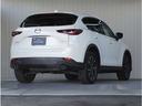 ＣＸ－５ ２．５　２５Ｓ　Ｌパッケージ　白革シート　３６０°ビュー・モニター　ナビ　ＡＡＣ　ＥＴＣ付き　Ｐセンサー　盗難防止装置　地デジ　アドバンストキー　ＤＶＤ再生　禁煙　Ｂカメラ　ＬＥＤヘッドライト　黒革シート　レーダークルコン　ＡＢＳ（5枚目）