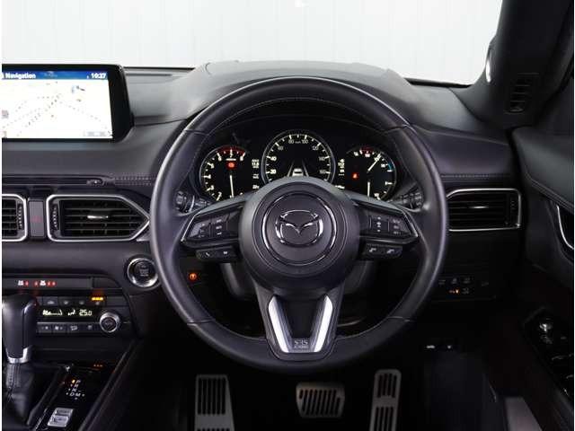 ＣＸ－８ ２．５　２５Ｔ　エクスクルーシブ　モード　黒本革　ＢＯＳＥ　３６０°ビュー・モニター　ナビ　３６０°ビューモニター　オートクルーズコントロール　コーナーセンサー　１オナ車　パワーシート　パワーバックドア　革シート　衝突被害軽減システム　ＥＴＣ（46枚目）