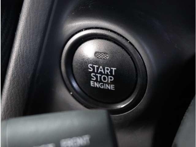 �y�X�}�[�g�L�[���v�b�V���X�^�[�g�z�J�o����|�P�b�g�ɓ��ꂽ�܂܂ł��h�A�̎{���E�������\�ȃX�}�[�g�L�[�𑕔��B�G���W���̃I���E�I�t�����J�M�����o���K�v�������A�{�^�����v�b�V�����邾���łn�j�B