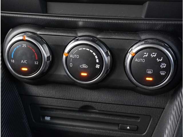 �y�I�[�g�G�A�R���z��x���D�݂̉��x�ɐݒ肷��΁A�ԓ��̉��x�����m�����ʂ≷�x�������Œ����B�����c�����c�Ɖ��x���X�C�b�`���������K�v�͂���܂���B���K�Ȏԓ���Ԃɂ͕K�{�̋@�\�ł��ˁB