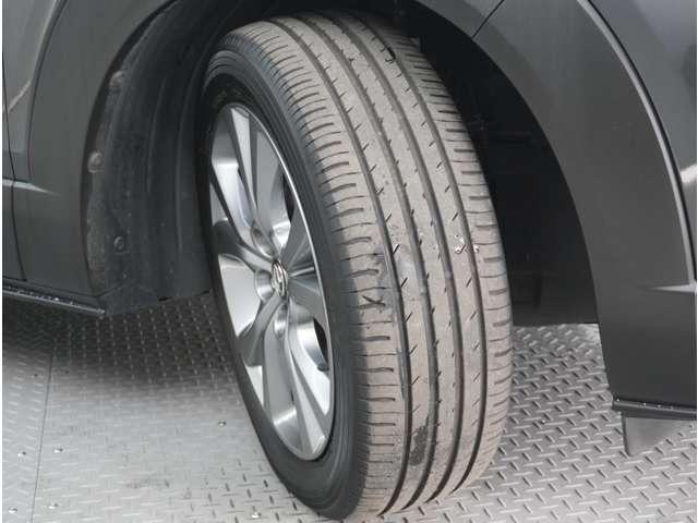 ＣＸ－３０ ２．０　２０Ｓ　Ｌパッケージ　黒革シート　３６０°ビュー・モニター　スマートブレーキ　本革シート　地デジ　クリソナ　アドバンストキー　ＤＶＤ　ＴＶ　横滑り防止装置　ＬＥＤヘッドライト　シートヒーター　パワーシート　ＥＴＣ　禁煙（22枚目）