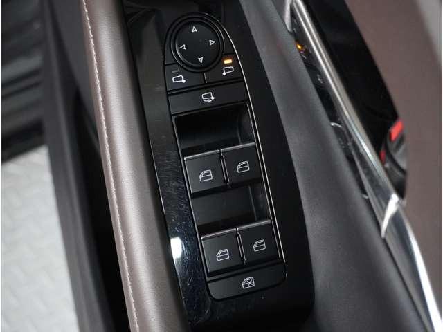 ＣＸ－３０ ２．０　２０Ｓ　Ｌパッケージ　黒革シート　３６０°ビュー・モニター　スマートブレーキ　本革シート　地デジ　クリソナ　アドバンストキー　ＤＶＤ　ＴＶ　横滑り防止装置　ＬＥＤヘッドライト　シートヒーター　パワーシート　ＥＴＣ　禁煙（38枚目）