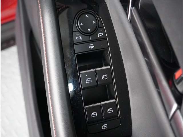 ＣＸ－３０ １．８　ＸＤ　レトロ　スポーツ　エディション　ディーゼルター　ＢＯＳＥ　３６０°ビュー・モニター　ナビ　フルセグ　ＬＥＤヘッドランプ　電動シート　禁煙　シートヒーター　アイドリングストップ　クリアランスソナー　バックカメラ　イモビライザー　メモリーナビ（39枚目）