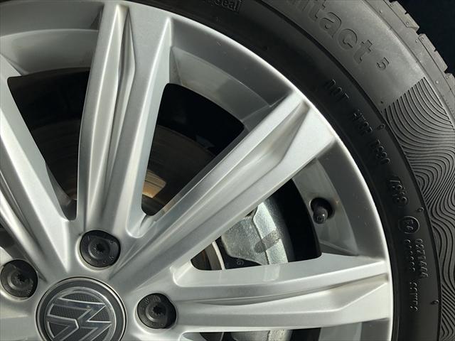ワンオーナー 禁煙車 9.2インチ液晶パネル 3列シート(14枚目)