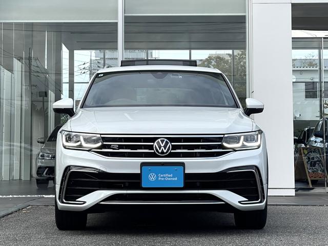 ティグアン ＴＳＩ　Ｒライン　認定中古車・電動パノラマサンルーフ・Ｈａｒｍａｎ　ｋａｒｄｏｎオーディオ・レザーシート・電動シート・ＤＣＣ・マトリックスＬＥＤヘッドライト・ＡＣＣ・２０インチアルミ・デジタルメーター・ワンオーナー（9枚目）