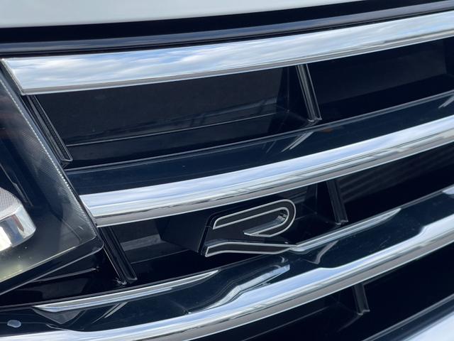 ティグアン ＴＳＩ　Ｒライン　認定中古車・電動パノラマサンルーフ・Ｈａｒｍａｎ　ｋａｒｄｏｎオーディオ・レザーシート・電動シート・ＤＣＣ・マトリックスＬＥＤヘッドライト・ＡＣＣ・２０インチアルミ・デジタルメーター・ワンオーナー（14枚目）