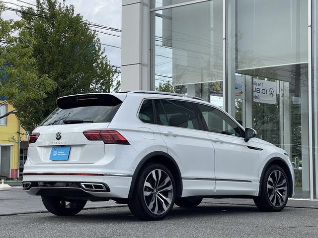 ティグアン ＴＳＩ　Ｒライン　認定中古車・電動パノラマサンルーフ・Ｈａｒｍａｎ　ｋａｒｄｏｎオーディオ・レザーシート・電動シート・ＤＣＣ・マトリックスＬＥＤヘッドライト・ＡＣＣ・２０インチアルミ・デジタルメーター・ワンオーナー（18枚目）