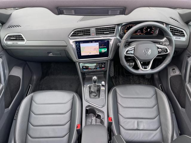 ティグアン ＴＳＩ　Ｒライン　認定中古車・電動パノラマサンルーフ・Ｈａｒｍａｎ　ｋａｒｄｏｎオーディオ・レザーシート・電動シート・ＤＣＣ・マトリックスＬＥＤヘッドライト・ＡＣＣ・２０インチアルミ・デジタルメーター・ワンオーナー（24枚目）