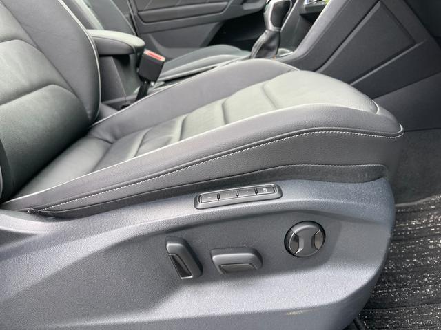 ティグアン ＴＳＩ　Ｒライン　認定中古車・電動パノラマサンルーフ・Ｈａｒｍａｎ　ｋａｒｄｏｎオーディオ・レザーシート・電動シート・ＤＣＣ・マトリックスＬＥＤヘッドライト・ＡＣＣ・２０インチアルミ・デジタルメーター・ワンオーナー（27枚目）