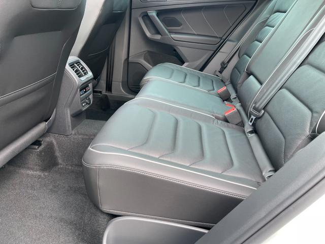 ティグアン ＴＳＩ　Ｒライン　認定中古車・電動パノラマサンルーフ・Ｈａｒｍａｎ　ｋａｒｄｏｎオーディオ・レザーシート・電動シート・ＤＣＣ・マトリックスＬＥＤヘッドライト・ＡＣＣ・２０インチアルミ・デジタルメーター・ワンオーナー（39枚目）