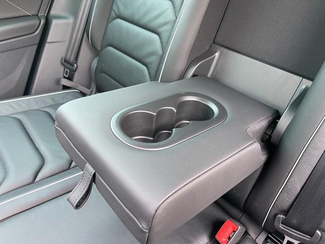 ティグアン ＴＳＩ　Ｒライン　認定中古車・電動パノラマサンルーフ・Ｈａｒｍａｎ　ｋａｒｄｏｎオーディオ・レザーシート・電動シート・ＤＣＣ・マトリックスＬＥＤヘッドライト・ＡＣＣ・２０インチアルミ・デジタルメーター・ワンオーナー（41枚目）