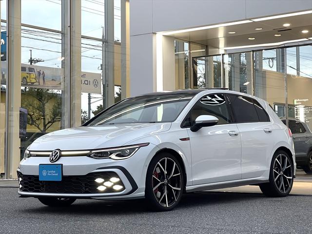 ゴルフGTI ベースグレード 認定中古車保証・サンルーフ・harman kardonオーディオ・レザーシート・シートベンチレーター・DCC・19インチアルミ・IQライト・トラベルアシスト・純正ナビゲーション・ETC・禁煙車(5枚目)
