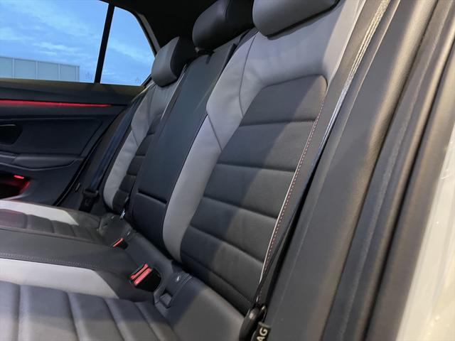 ゴルフGTI ベースグレード 認定中古車保証・サンルーフ・harman kardonオーディオ・レザーシート・シートベンチレーター・DCC・19インチアルミ・IQライト・トラベルアシスト・純正ナビゲーション・ETC・禁煙車(26枚目)