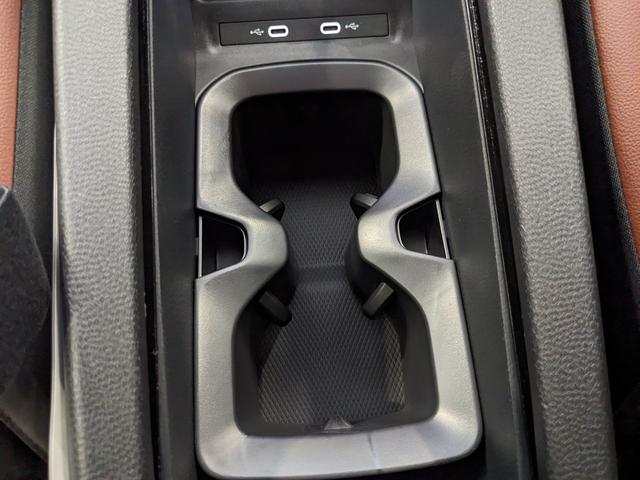 ID.4 ライト 新車保証継承付 禁煙車 LEDヘッドライト ACC レーンアシスト カープレイ バックカメラ 全周囲カメラ オートハイビーム ハーフレザーシート シートヒーター ID.light パーキングセンサー(40枚目)