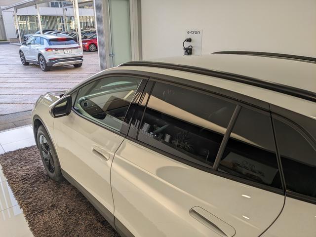 ID.4 ライト 新車保証継承付 禁煙車 LEDヘッドライト ACC レーンアシスト カープレイ バックカメラ 全周囲カメラ オートハイビーム ハーフレザーシート シートヒーター ID.light パーキングセンサー(64枚目)