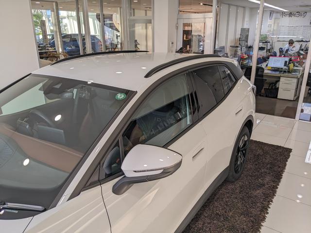 ID.4 ライト 新車保証継承付 禁煙車 LEDヘッドライト ACC レーンアシスト カープレイ バックカメラ 全周囲カメラ オートハイビーム ハーフレザーシート シートヒーター ID.light パーキングセンサー(65枚目)