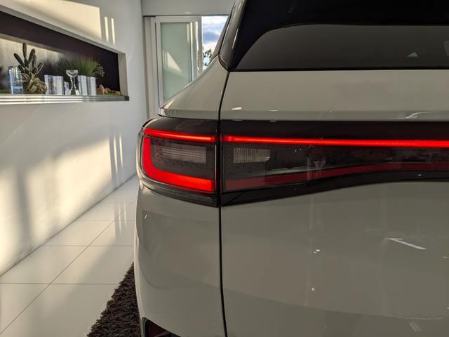 ID.4 ライト 新車保証継承付 禁煙車 LEDヘッドライト ACC レーンアシスト カープレイ バックカメラ 全周囲カメラ オートハイビーム ハーフレザーシート シートヒーター ID.light パーキングセンサー(69枚目)